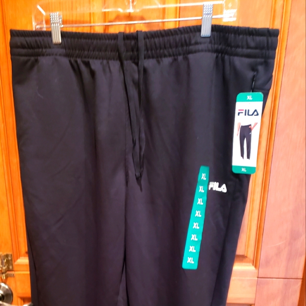 Men's Fila Activewear Size XL NWT